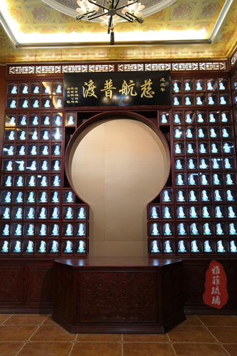 泉州南安水头双灵寺定制 · 佛龛佛像